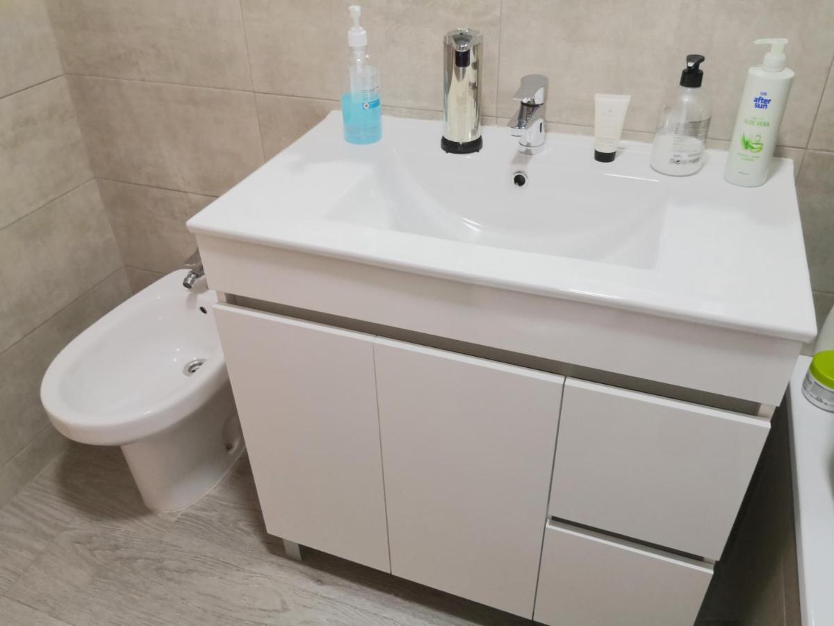 Confortable Y Luminoso Piso 5 Camas 말라가 외부 사진